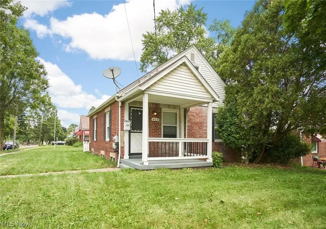 Photo 1 of Single family home for sale at 613 Reed Ave, Akron, OH 44306 | MLS# 5234739 | Listing updated on 2026-09-11