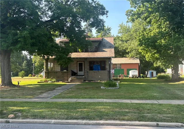 Single family home for sale at 284 W Main St, Andover, OH 44003 | MLS# 5235844