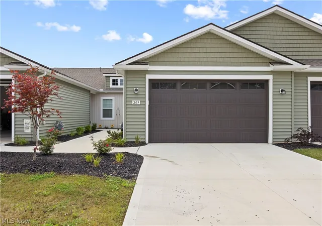 Photo 1 of Single family home for sale at 209 Alexander Dr, Elyria, OH 44035 | MLS# 5234536 | Listing updated on 2026-09-09