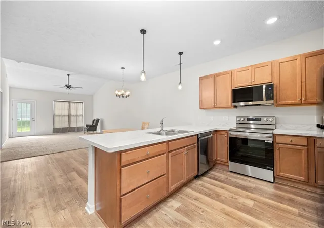 Photo 3 of Single family home for sale at 209 Alexander Dr, Elyria, OH 44035 | MLS# 5234536 | Listing updated on 2026-10-07
