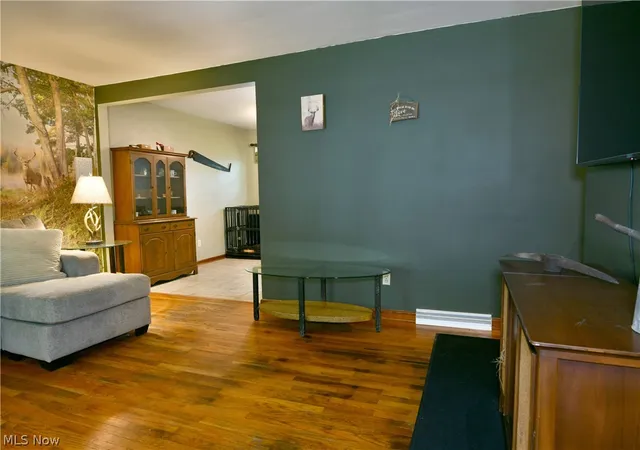 Photo 4 of Single family home for sale at 1605 Difford Dr, Niles, OH 44446 | MLS# 5231597 | Listing updated on 2026-09-13