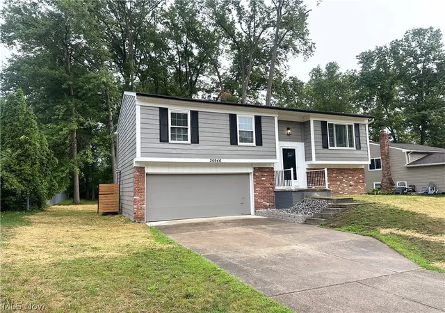Photo 1 of Single family home for sale at 26946 Southwood Ln, Olmsted Twp, OH 44138 | MLS# 5235918 | Listing updated on 2026-09-22