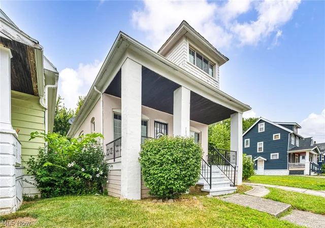 Photo 3 of Sale Pending at 13805 Chapelside Ave, Cleveland, OH 44120 | MLS# 5235806 | Listing updated on 2026-09-14