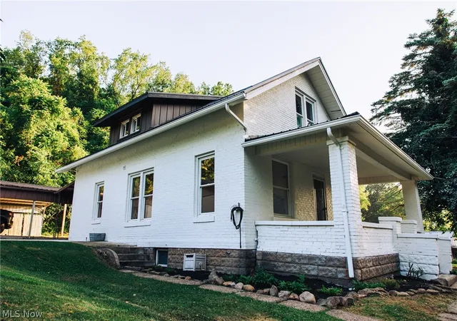 Photo 2 of Sale Pending at 1965 Hall Dr, Coshocton, OH 43812 | MLS# 5236036 | Listing updated on 2026-09-18