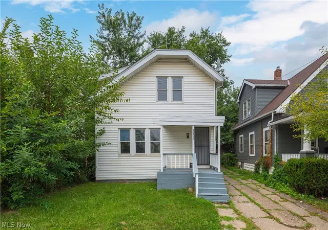 Photo 3 of Single family home for sale at 3392 W 91st Street, Cleveland, OH 44102 | MLS# 5235557 | Listing updated on 2026-09-16