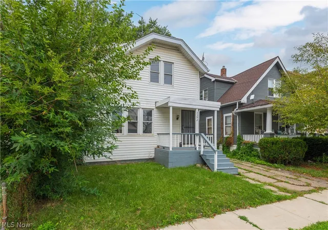 Photo 2 of Single family home for sale at 3392 W 91st Street, Cleveland, OH 44102 | MLS# 5235557 | Listing updated on 2026-09-16