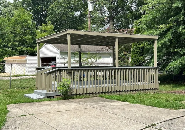 Photo 4 of Single family home for sale at 13099 Cedar Rd, Cleveland, OH 44118 | MLS# 5233483 | Listing updated on 2026-09-11