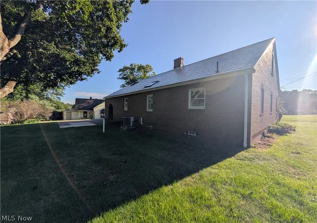 Photo 2 of Single family home for sale at 295 N Church St, Dalton, OH 44618 | MLS# 5236164 | Listing updated on 2026-09-08