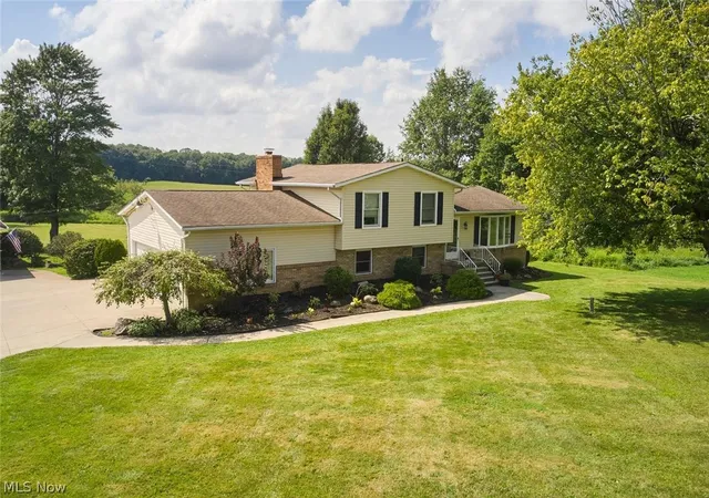 Photo 2 of Sale Pending at 3039 New Milford Rd, Atwater, OH 44201 | MLS# 5235261 | Listing updated on 2026-09-05