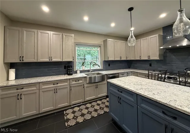 Photo 2 of Single family home for sale at 10990 Mayfield Rd, Chardon, OH 44024 | MLS# 5235257 | Listing updated on 2026-09-02