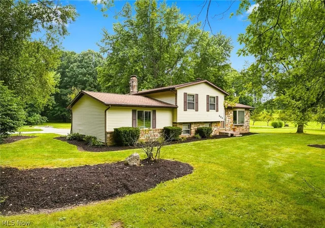 Photo 1 of Single family home for sale at 695 Old Frg Rd, Kent, OH 44240 | MLS# 5236168 | Listing updated on 2026-10-01