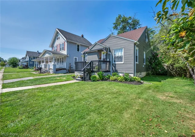 Photo 3 of Single family home for sale at 166 Brandtson Ave, Elyria, OH 44035 | MLS# 5236115 | Listing updated on 2026-09-30