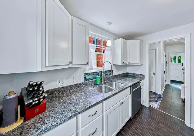 Photo 3 of Sale Pending at 2579 Saybrook Rd, University Heights, OH 44118 | MLS# 5236307 | Listing updated on 2026-09-18