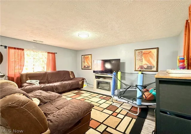 Photo 3 of Single family home for sale at 11808 Leeila Ave, Cleveland, OH 44135 | MLS# 5236071 | Listing updated on 2026-09-10