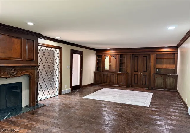 Photo 3 of Single family home for sale at 2120 Arms Dr, Girard, OH 44420 | MLS# 5236351 | Listing updated on 2026-09-30
