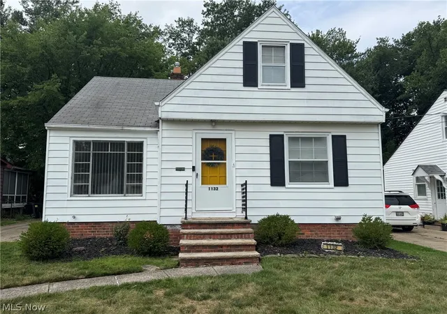 Photo 1 of Single family home for sale at 1132 Gordon Rd, Cleveland, OH 44124 | MLS# 5236044 | Listing updated on 2026-09-23