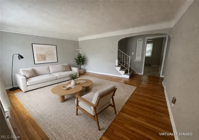 Photo 4 of Single family home for sale at 1132 Gordon Rd, Cleveland, OH 44124 | MLS# 5236044 | Listing updated on 2026-09-23