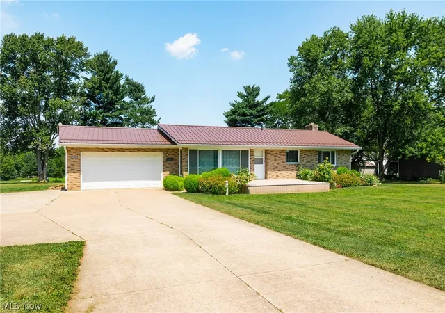 Photo 1 of Sale Pending at 14138 Nussbaum Rd, Dalton, OH 44618 | MLS# 5235723 | Listing updated on 2026-09-11