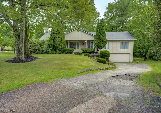 Photo 1 of Sale Pending at 17444 Long Meadow Trl, Chagrin Falls, OH 44023 | MLS# 5236340 | Listing updated on 2026-09-10