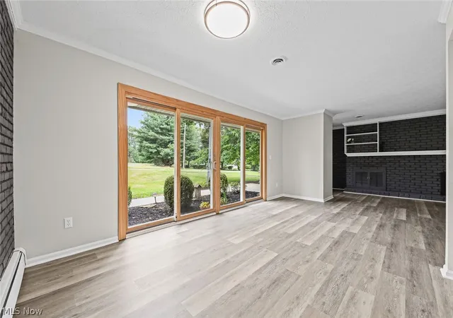 Listing Photo 4 - Condo for sale in building located at 8579 Tanglewood Trl, Chagrin Falls, OH 44023