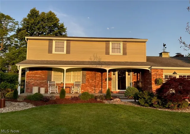 Photo 2 of Single family home for sale at 8420 W Ridge Rd, Elyria, OH 44035 | MLS# 5235907 | Listing updated on 2026-09-10