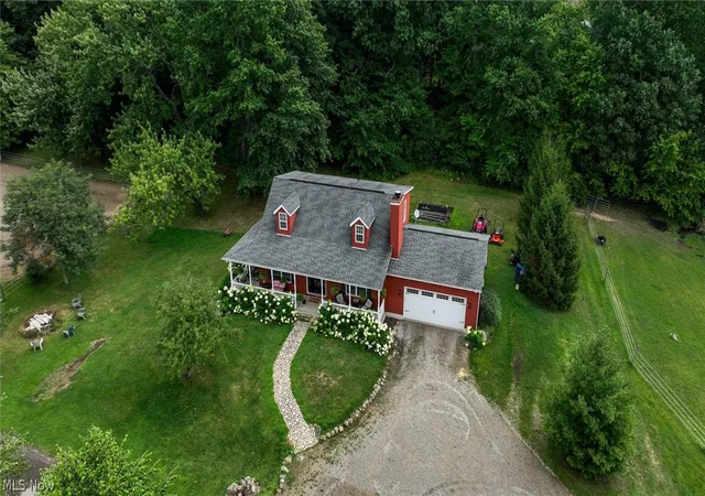 Photo 4 of Single family home for sale at 1089 Center Rd, Clinton, OH 44216 | MLS# 5236140 | Listing updated on 2026-09-15