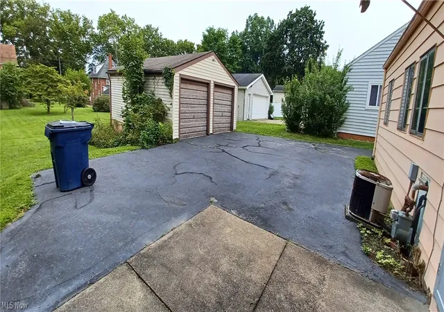 Photo 4 of Sale Pending at 225 Ohio Ave, Mc Donald, OH 44437 | MLS# 5236486 | Listing updated on 2026-09-13