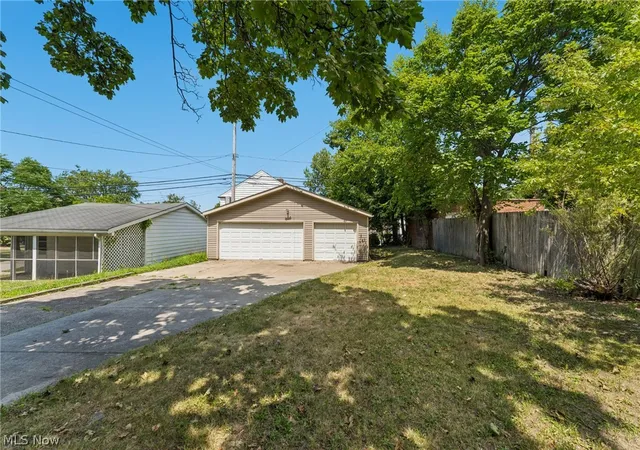 Photo 4 of Single family home for sale at 16809 Scottsdale Blvd, Cleveland, OH 44120 | MLS# 5233039 | Listing updated on 2026-09-05