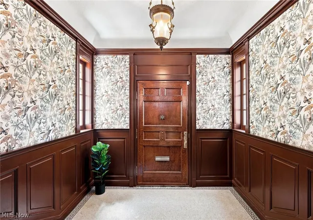 Photo 3 of Mansion for sale at 1835 N Park Blvd, Cleveland, OH 44106 | MLS# 5233603 | Listing updated on 2026-09-28
