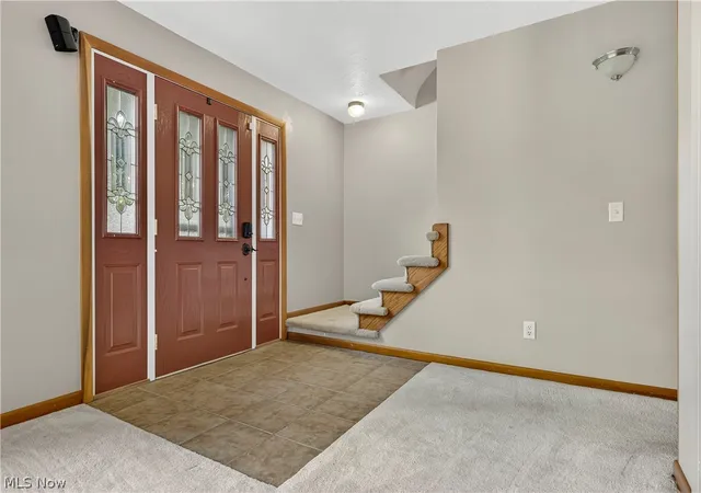Photo 2 of Single family home for sale at 924 Pittsburg Ave Nw, North Canton, OH 44720 | MLS# 5235216 | Listing updated on 2026-09-26