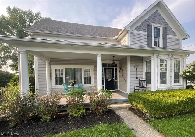 Photo 3 of Single family home for sale at 120 South St, Leesburg, OH 45135 | MLS# 5236542 | Listing updated on 2026-10-03