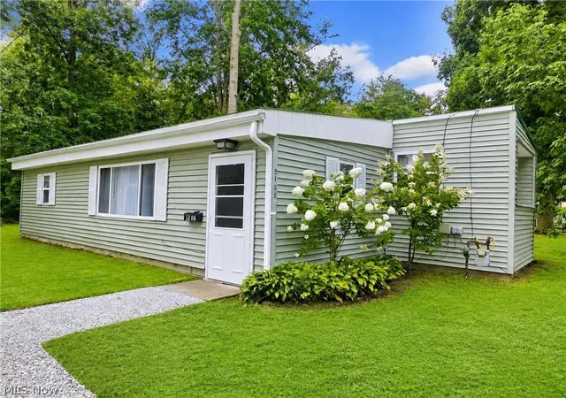 Photo 1 of Single family home for sale at 5108 University Dr, Geneva, OH 44041 | MLS# 5235046 | Listing updated on 2026-09-03