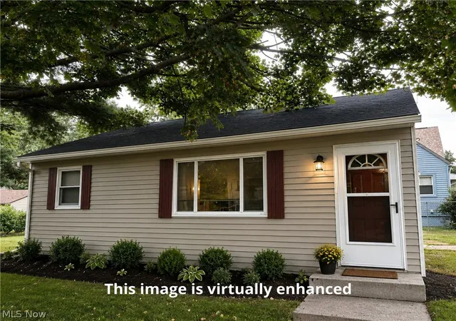 Photo 2 of Sale Pending at 1915 Flint Ave, Akron, OH 44305 | MLS# 5236449 | Listing updated on 2026-09-03