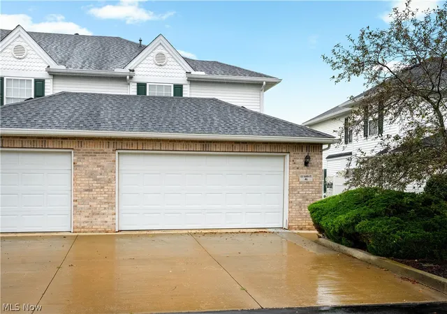 Photo 1 of Sale Pending at 132 Sand Ct #6, Fairlawn, OH 44333 | MLS# 5236625 | Listing updated on 2026-09-13
