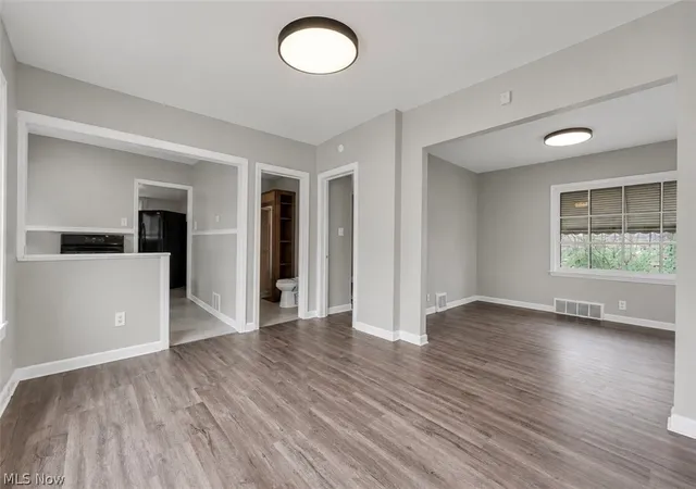 Photo 4 of Single family home for sale at 5733 Longwood Ave, Maple Heights, OH 44137 | MLS# 5216672 | Listing updated on 2026-09-03