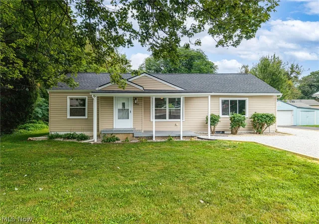 Photo 2 of Single family home for sale at 2981 Cormany Rd, Coventry Township, OH 44319 | MLS# 5236590 | Listing updated on 2026-09-14