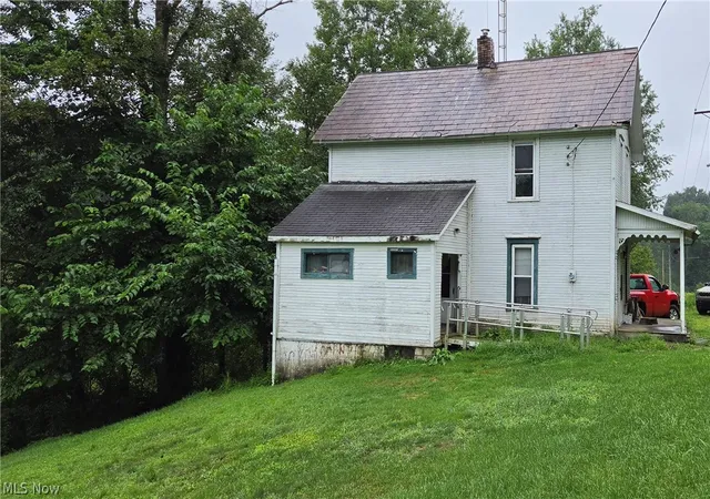 Photo 3 of Single family home for sale at 6448 Lindentree Rd Ne, Mineral City, OH 44656 | MLS# 5236041 | Listing updated on 2026-09-28