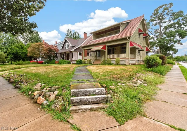 Photo 2 of Sale Pending at 16317 Clifton Blvd, Lakewood, OH 44107 | MLS# 5235813 | Listing updated on 2026-09-03