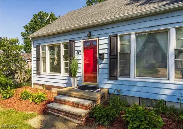 Photo 3 of Single family home for sale at 1597 Bond St, Akron, OH 44313 | MLS# 5236388 | Listing updated on 2026-09-09
