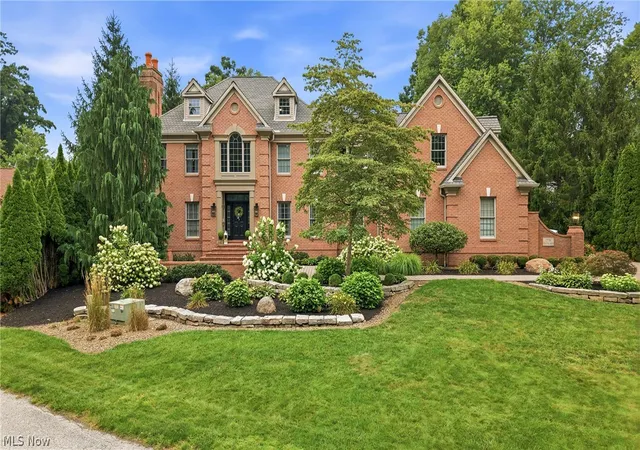 Photo 1 of Sale Pending at 2731 Ravine Run, Cortland, OH 44410 | MLS# 5236722 | Listing updated on 2026-09-09