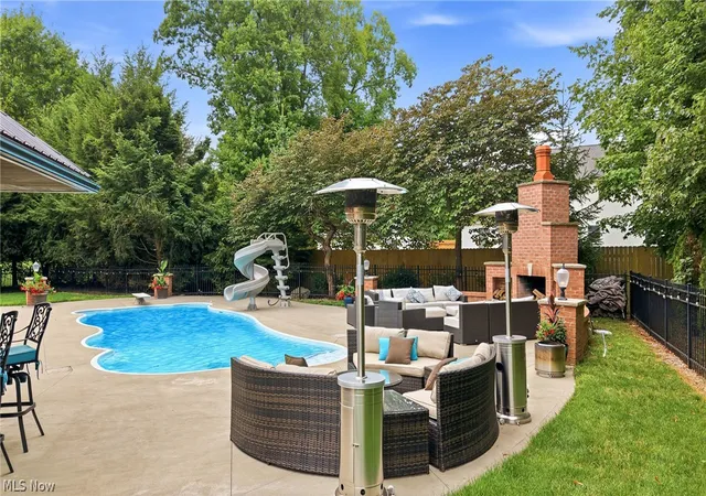 Photo 3 of Sale Pending at 2731 Ravine Run, Cortland, OH 44410 | MLS# 5236722 | Listing updated on 2026-09-09