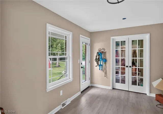 Photo 3 of Sale Pending at 38385 Aurora Rd, Solon, OH 44139 | MLS# 5235482 | Listing updated on 2026-09-08