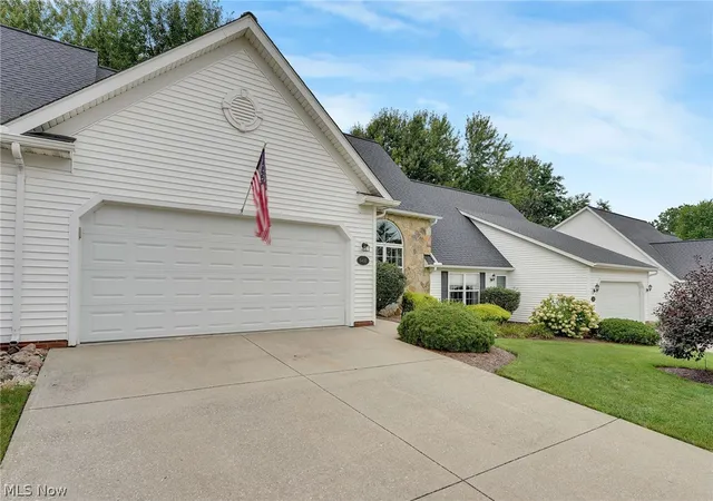 Photo 2 of Single family home for sale at 5432 Stoney Ln, Painesville, OH 44077 | MLS# 5236815 | Listing updated on 2026-09-14