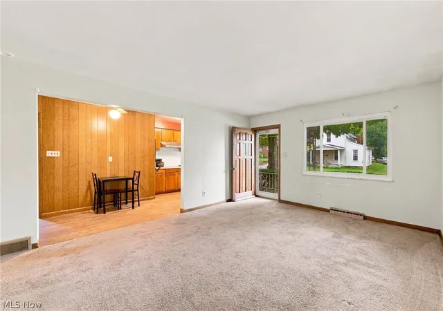 Photo 4 of Single family home for sale at 71 23rd Street NW, Barberton, OH 44203 | MLS# 5236783 | Listing updated on 2026-09-03