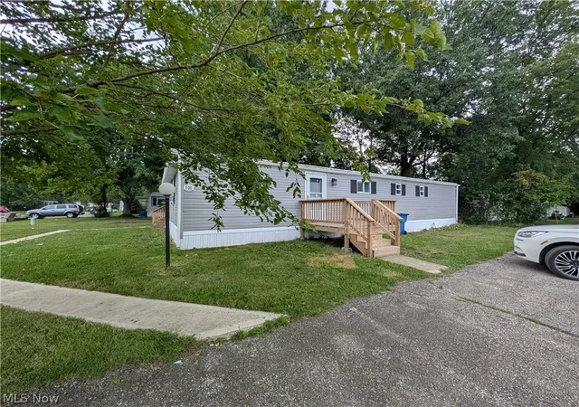 Photo 1 of Single family home for sale at 100 Chaucer #116, Elyria, OH 44035 | MLS# 5236257 | Listing updated on 2026-09-11