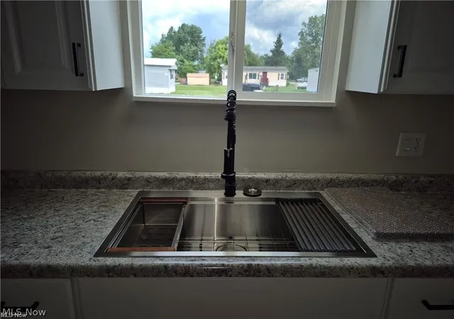 Photo 4 of Single family home for sale at 100 Chaucer #116, Elyria, OH 44035 | MLS# 5236257 | Listing updated on 2026-09-11