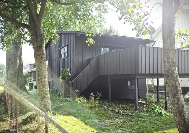 Photo 2 of Single family home for sale at 504 Larkin Ave, Akron, OH 44305 | MLS# 5234358 | Listing updated on 2026-09-07