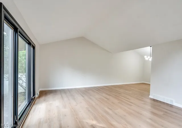 Photo 3 of Single family home for sale at 4100 Bunker Ct, North Royalton, OH 44133 | MLS# 5236254 | Listing updated on 2026-09-17