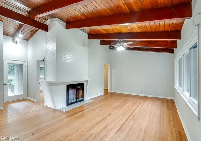 Photo 4 of Single family home for sale at 570 Mardon Ave, Akron, OH 44303 | MLS# 5231768 | Listing updated on 2026-09-30