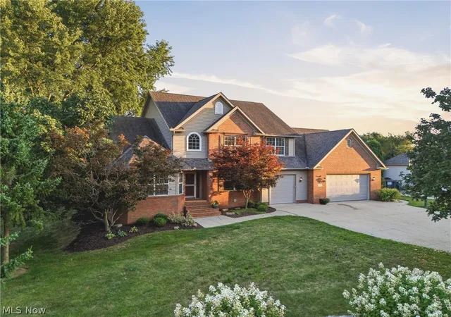 Photo 1 of Sale Pending at 8056 Greenwich Blvd Nw, Massillon, OH 44646 | MLS# 5235673 | Listing updated on 2026-09-03